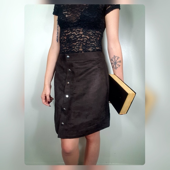 Brown Vegan Leather Suede Button Down A-line Skirt - Picture 3 of 8